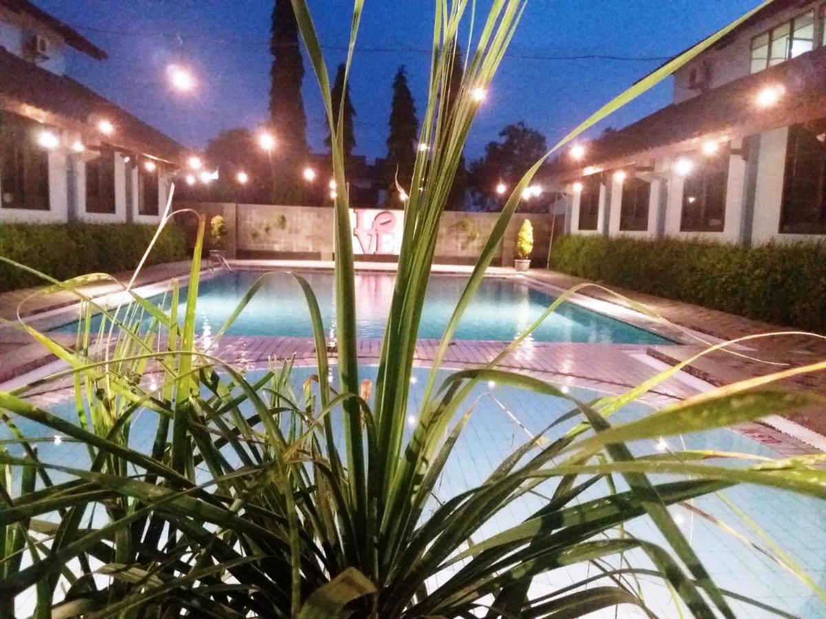 Hotel Sofia Juanda Surabaya 诗都阿佐 外观 照片